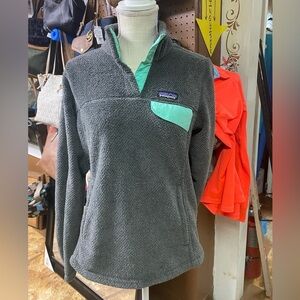 Patagonia Women's Gray Fleece Pullover with Mint Trim
